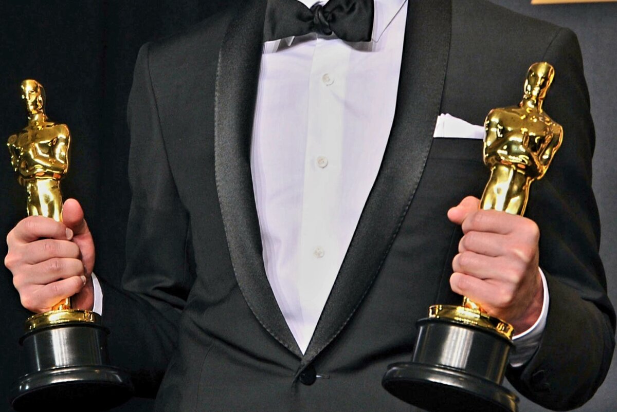 Лучший фильм в 2023 году стал опенгеймер нолана по мнению Оскара.