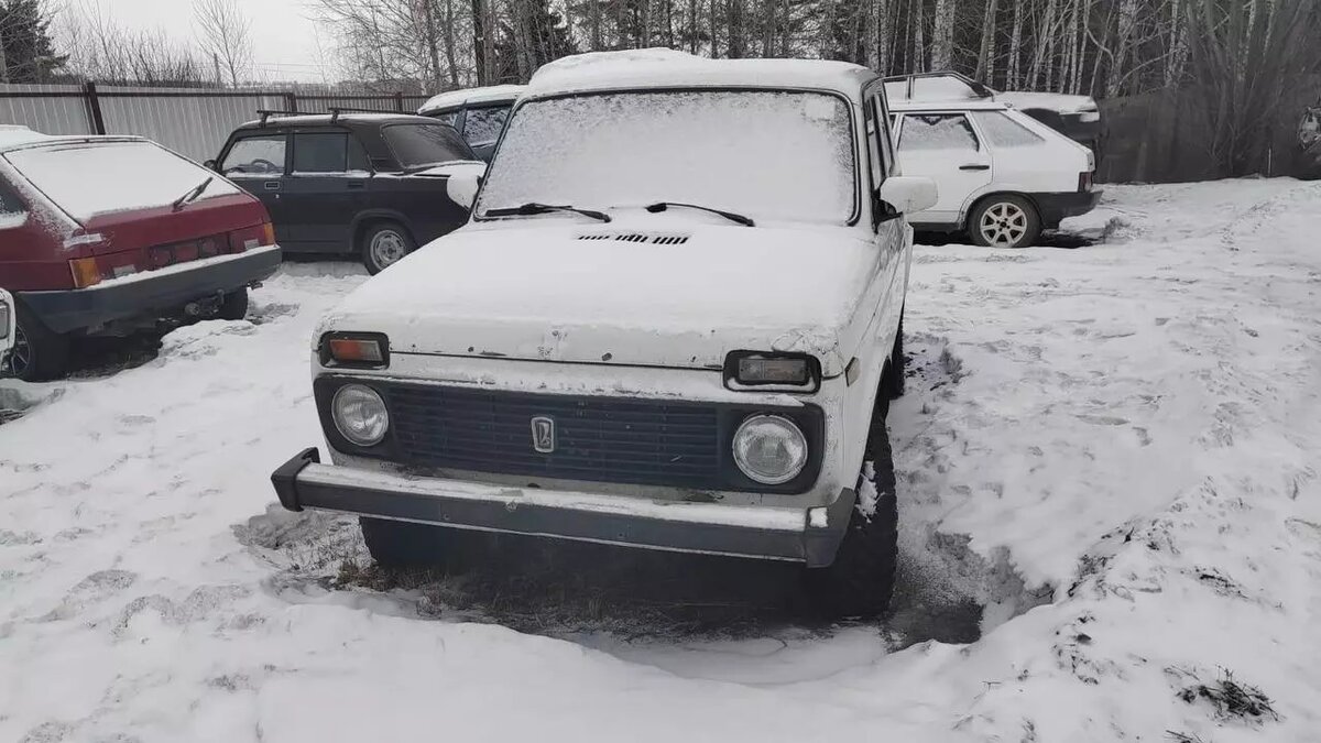     Жителя Саянского района чуть не поймали пьяным за рулем. Он решил соврать, что его авто угнали.
