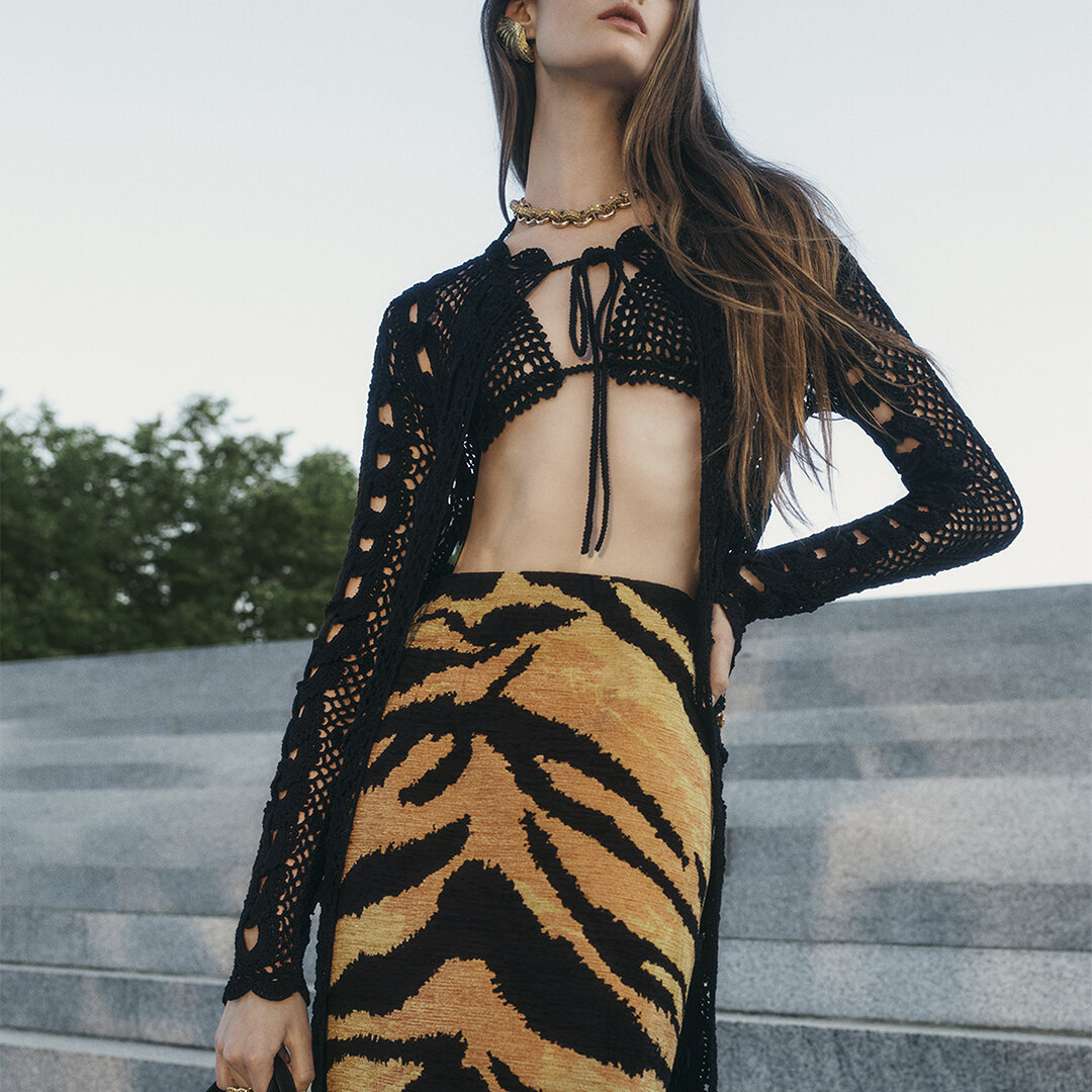 Черный кардиган от бренда Oscar de la Renta