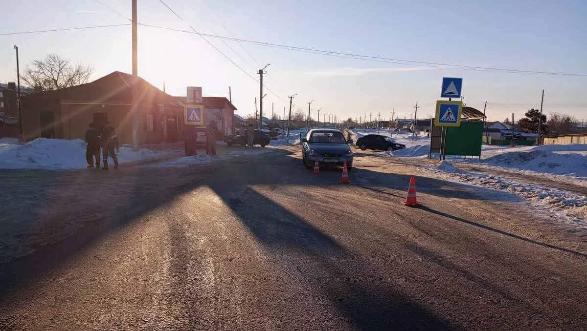 Не дошла до школы: в Оренбуржье девочка выбежала на дорогу под колеса авто  | 56orb.ru | Дзен