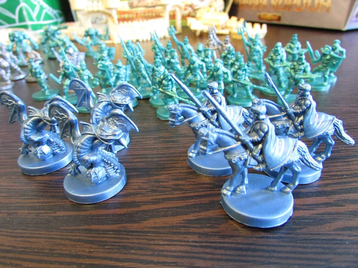 В числе прочих встречаются рыцари и драконы,