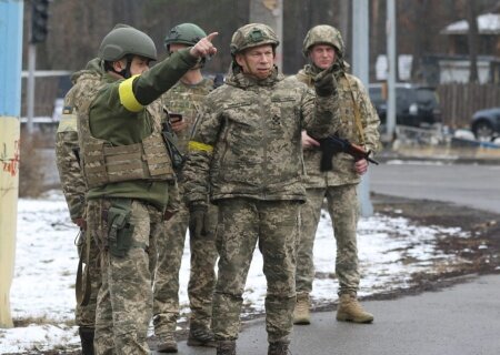    Главком Сырский обещает добровольцам ВСУ по 5 тысяч долларов