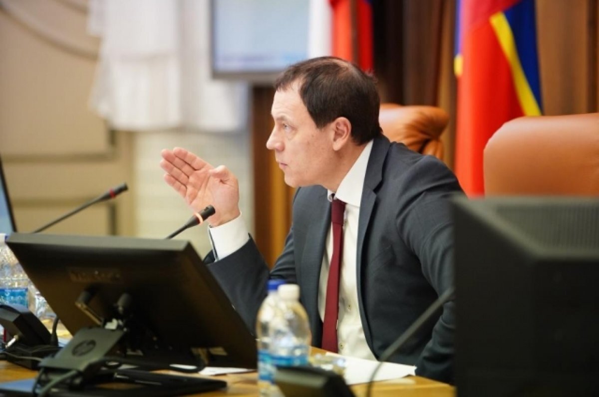    Бывший глава красноярского онкоцентра Модестов возглавил иркутский минздрав