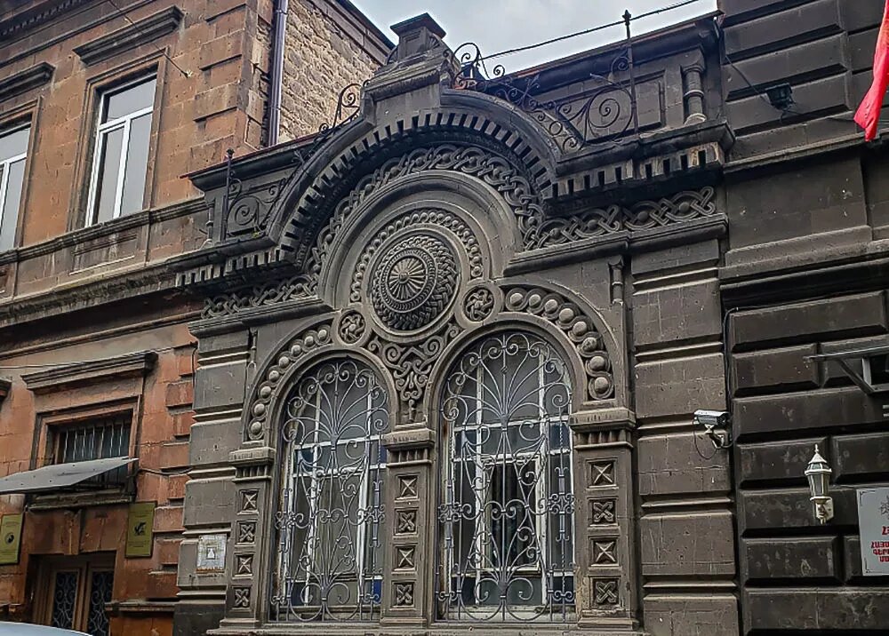 © Photo : official site of the Parliament of RA