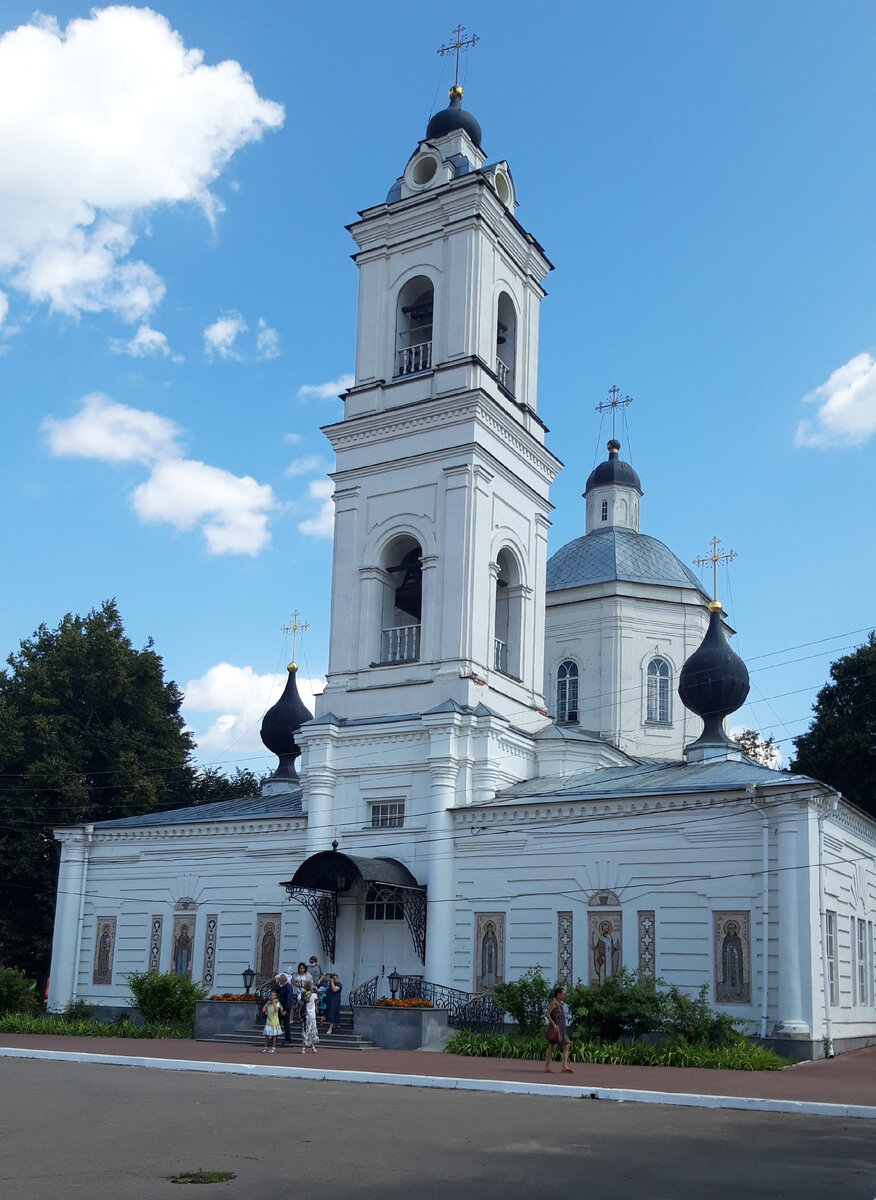 Храм Петра и Павла в Тарусе