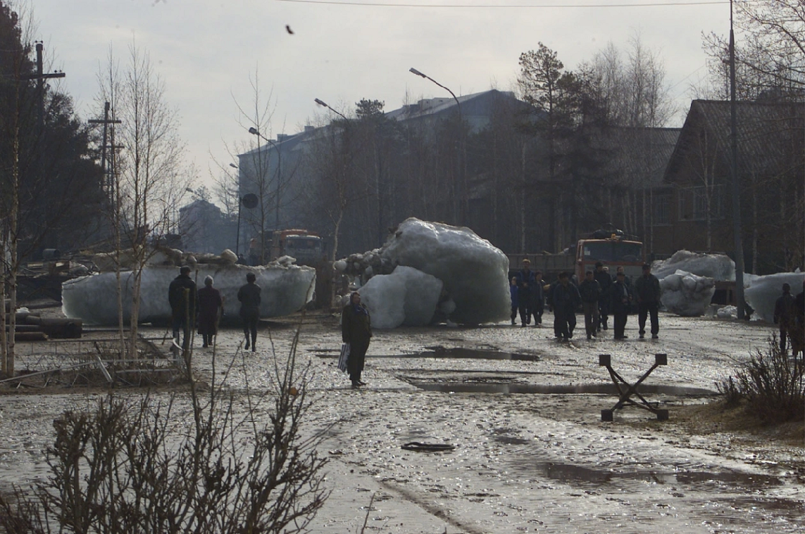 Ленск якутия 2001. Погода ленск. Погода ленск. Погода в ленске на 10. Якутск много снега.