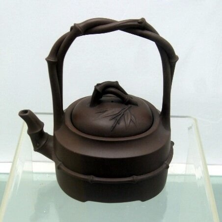 В династию Мин становятся популярными цветочные чаи, хотя традиция добавлять цветы в чай была еще в династию Сун в 12-13 вв.  В моду входит жасминовый чай.-3
