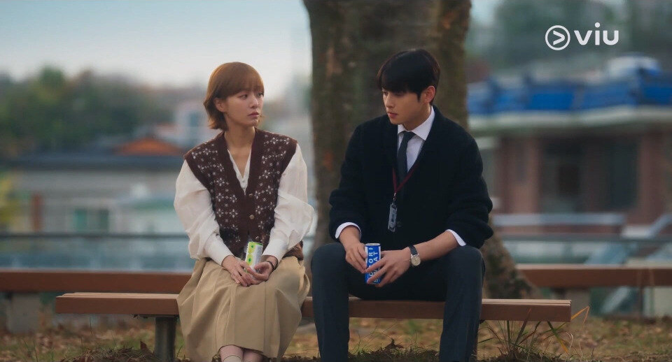 Стоп-кадр из дорамы "Отличный день, чтобы стать собакой". Из свободных источников 