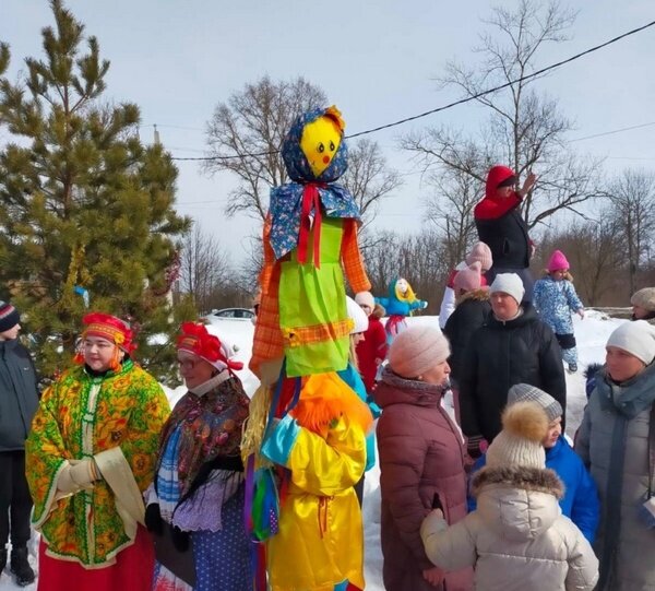     В Иванове начали праздновать Масленицу