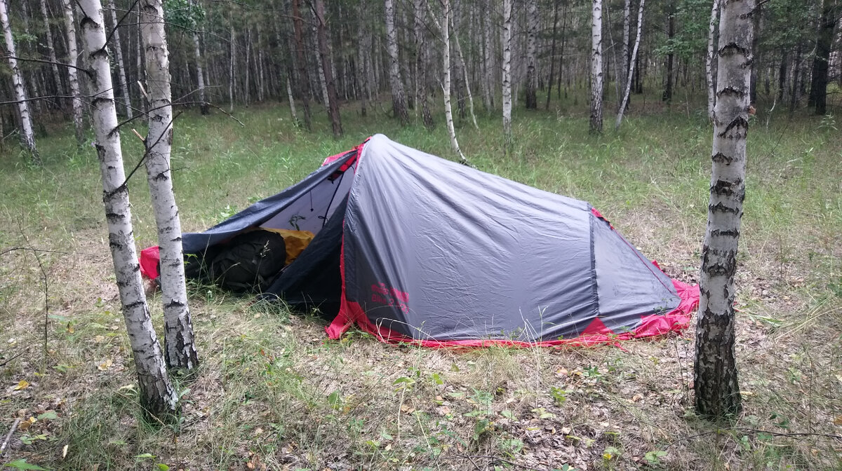 мой походный дом - палатка в пути. Удобно, практично, экономично!