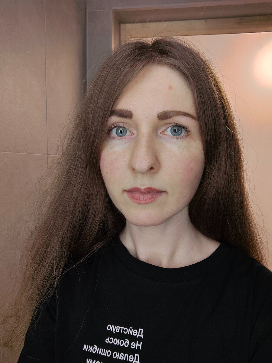 Да, такие волосы нужно расчёсывать. 