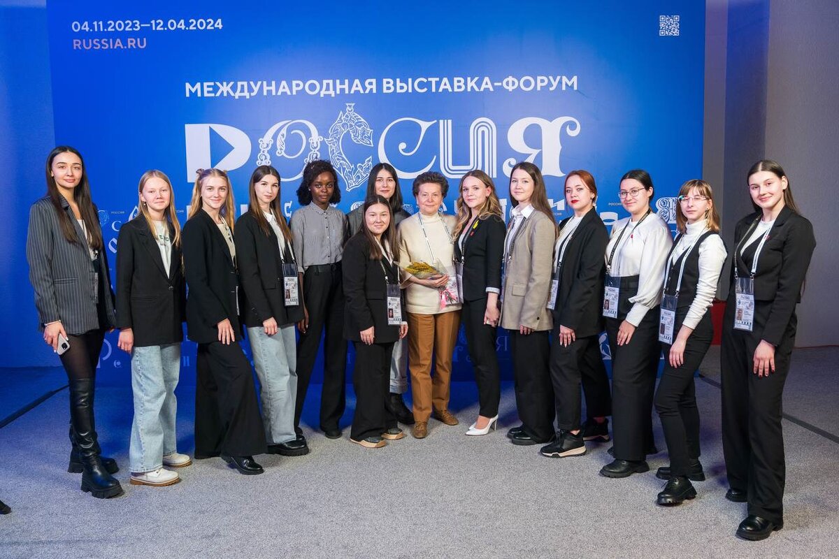    Губернатор Югры рассказала о проектах женщин-лидеров