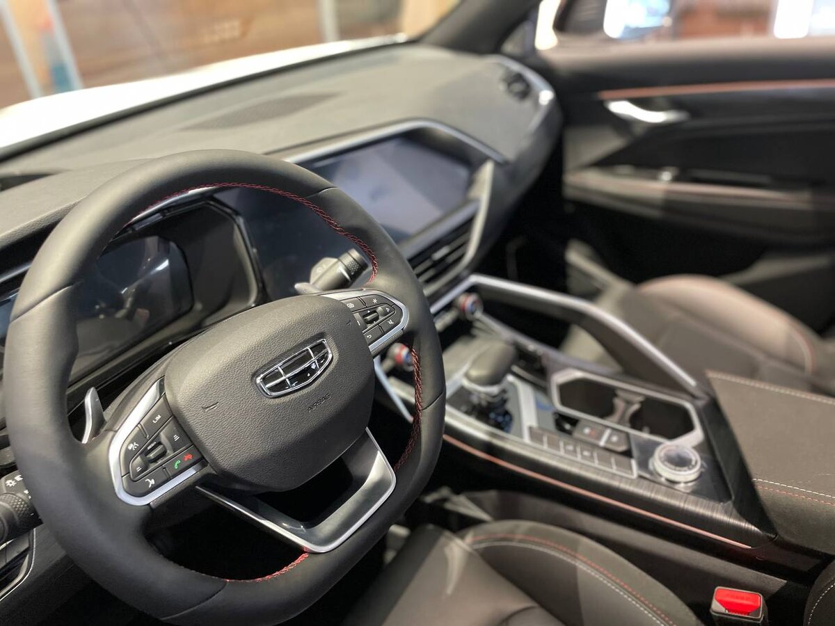 Модель: Geely Tugella Flagship sport Цвет: Ink Black (Чёрный металлик)
Адрес: Торговая улица, 22, Санкт-Петербург