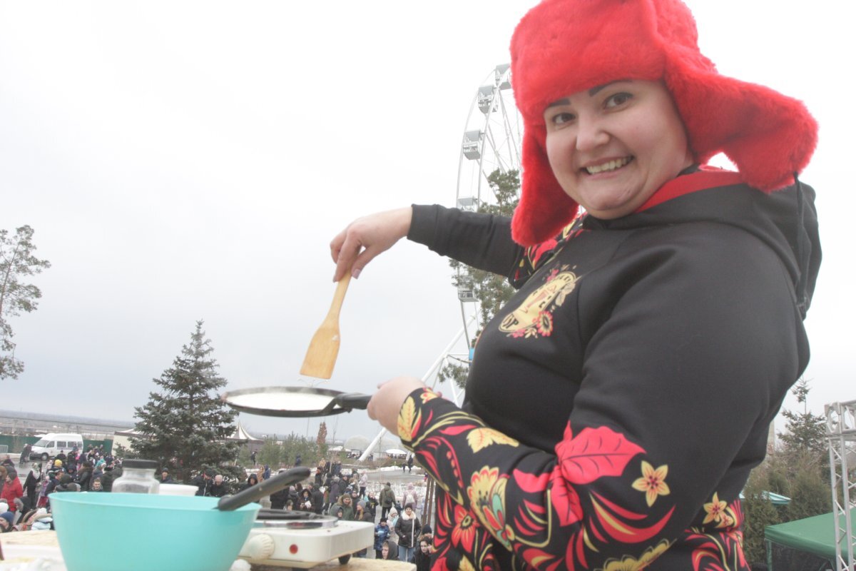    Чаем, блинами и выпечкой будут потчевать волгоградцев на Широкую Масленицу