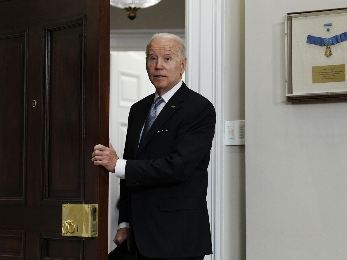    Президент США Джо Байден после выступления с заявлением по ситуации вокруг Украины в Белом доме© РИА Новости / Стрингер