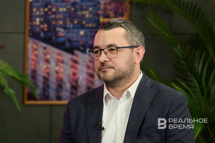 «Мы видим, кто является лидером этой предвыборной гонки, у кого второе и третье места», — сообщил Марсель Гильмеев. Динар Фатыхов / realnoevremya.ru