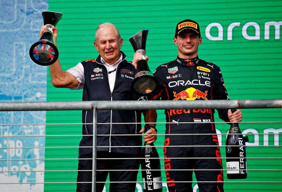    Хельмут Марко: На данный момент мы с Ферстаппеном не собираемся MercedesGetty Images / Red Bull Content Pool