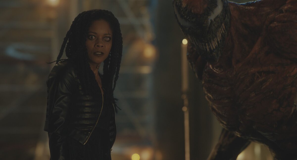 Героиня Наоми Харрис снабжена предысторией, характерной хрипотцой и эффектным внешним видом, но несмотря на всё это скорее всего после просмотра этого персонажа будут вспоминать как «Вупи Голдберг» или же «Калипсо из Пиратов»