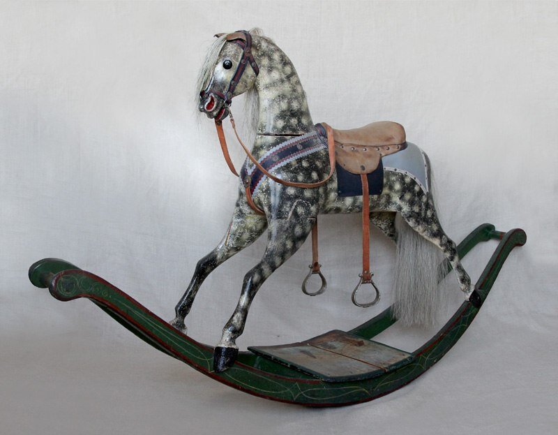 Американская лошадка-качалка. Производство приблизительно 1880 -1900 г. Фото из группы ВК "Советские игрушки - Любимые целыми поколениями!"