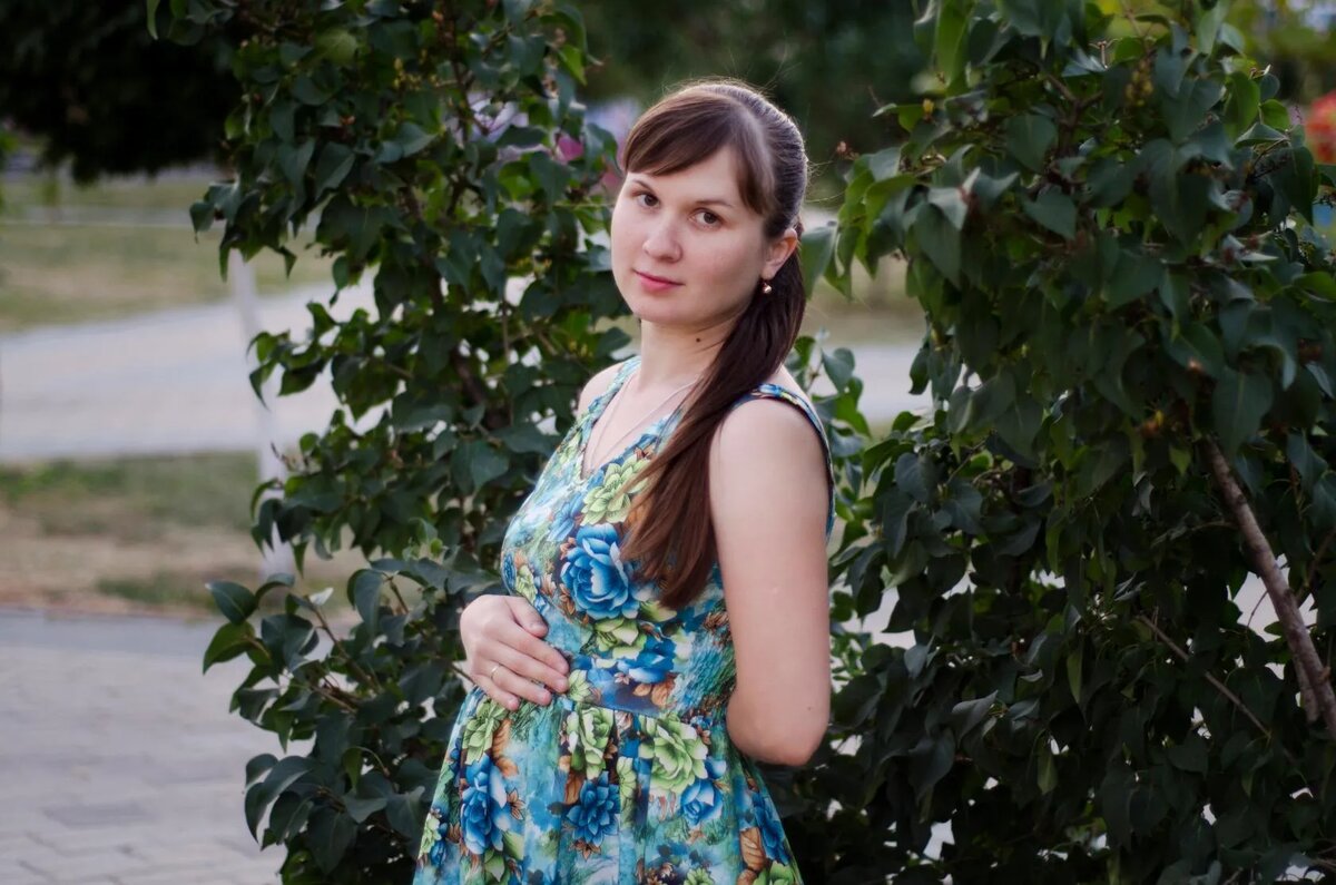 Лето. 4-5 месяцев беременности