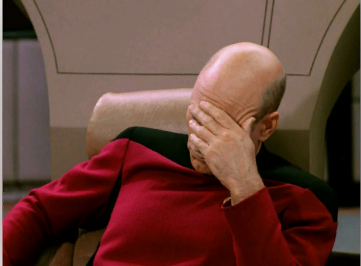 Я вырос в небольшом городке. В один прекрасный день я впервые сам, без родителей, поехал в столицу. Пришел в кафе. А там — чистый, светлый и большой туалет. Сделал все, за чем пришел, и на выходе увидел на двери список фамилий с временем и подписью. Тогда я еще не знал, что это график уборки, поэтому я сделал первое, что пришло в голову — вписал свою фамилию, время посещения туалета и расписался. До сих пор смеюсь, когда представляю себе лица сотрудников.