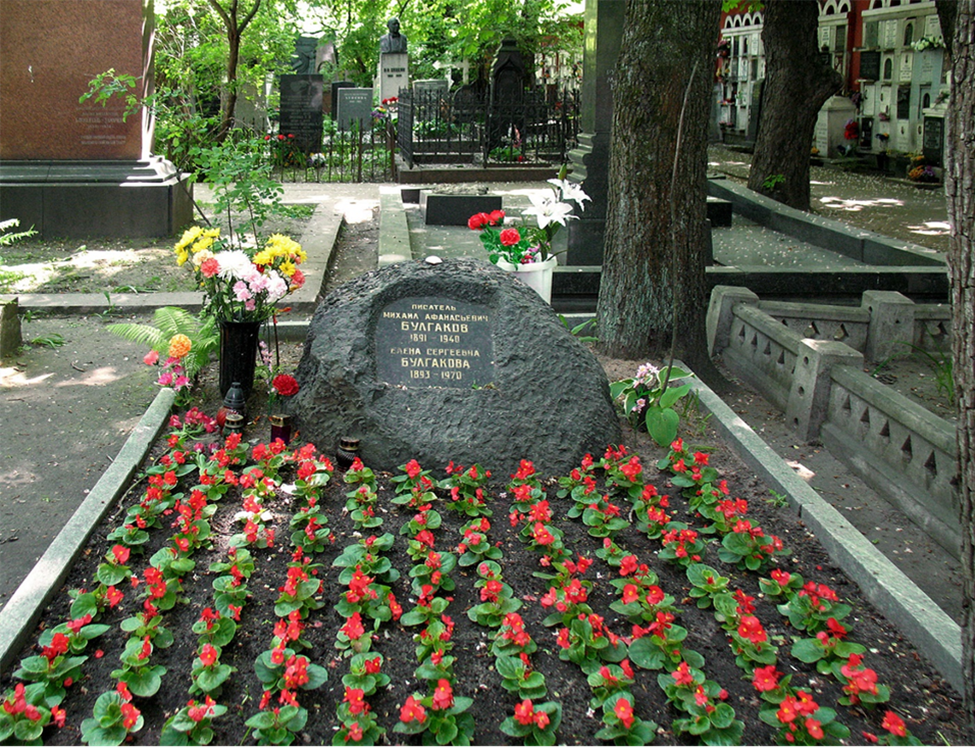 похороны юры шатунова 2022. где похоронят юру. прощание с юрием шатуновым на троекуровском кладбище. могила юрия шатунова на троекуровском кладбище. где похоронят юру.