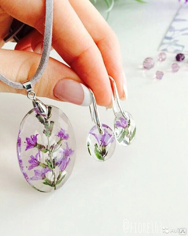 Фото взята с онлайн магазина https://www.sts124.ru/goods/138468592-smola_kristall_3d_komplekt_1_5_kg