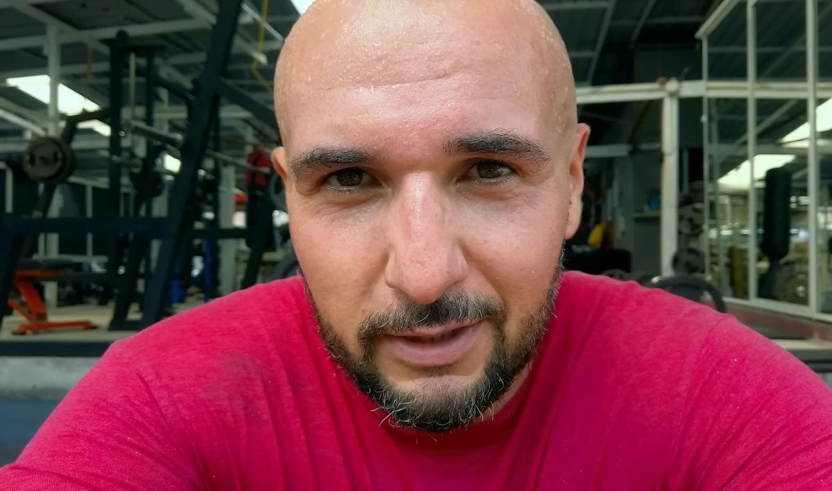 Назар Илишев. Кадр ролика YouTube-канала "Вдумчиво обо всём"