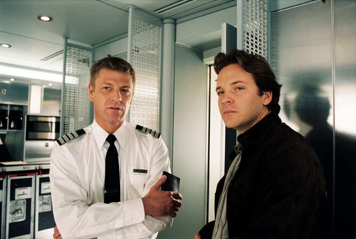 Кадр из фильма "Иллюзия полёта" (2005)