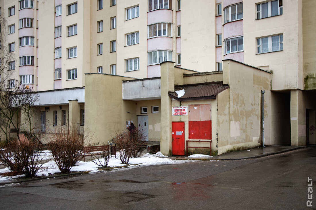 рынок жилья. в жилых домах в которых больше. самая крутая квартира. многоквартирный дом. город-крепость коулун.