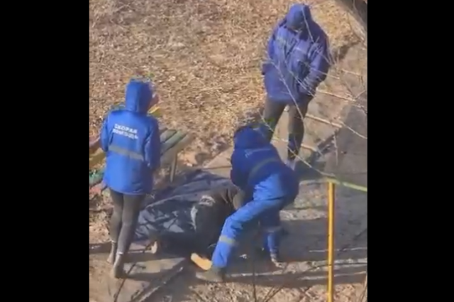    Как наказали медиков, пинками уложивших пациента на носилки в Волгограде?