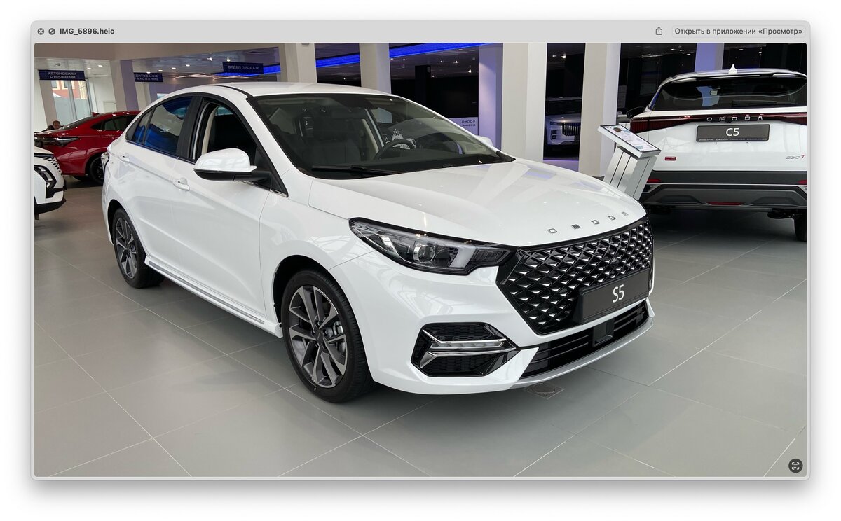 Внешний вид OMODA S5