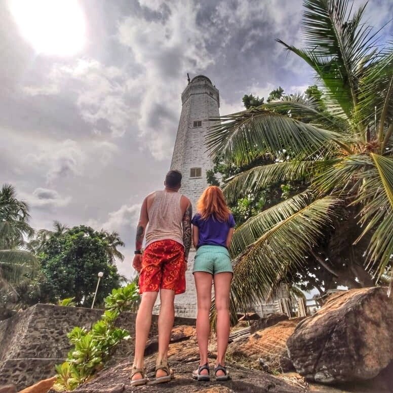 это мы в самом первом путешествии по Шри-Ланке, с которого все и началось. читайте дальше