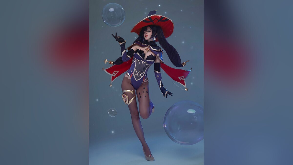 Мона из Genshin Impact