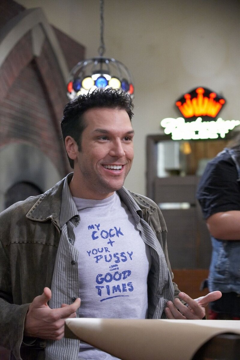 "Чтобы удрали, я внушаю, что я дерьмо. А чтобы подманить — что они дерьмо." (Девушка моего лучшего друга, 2008г.)