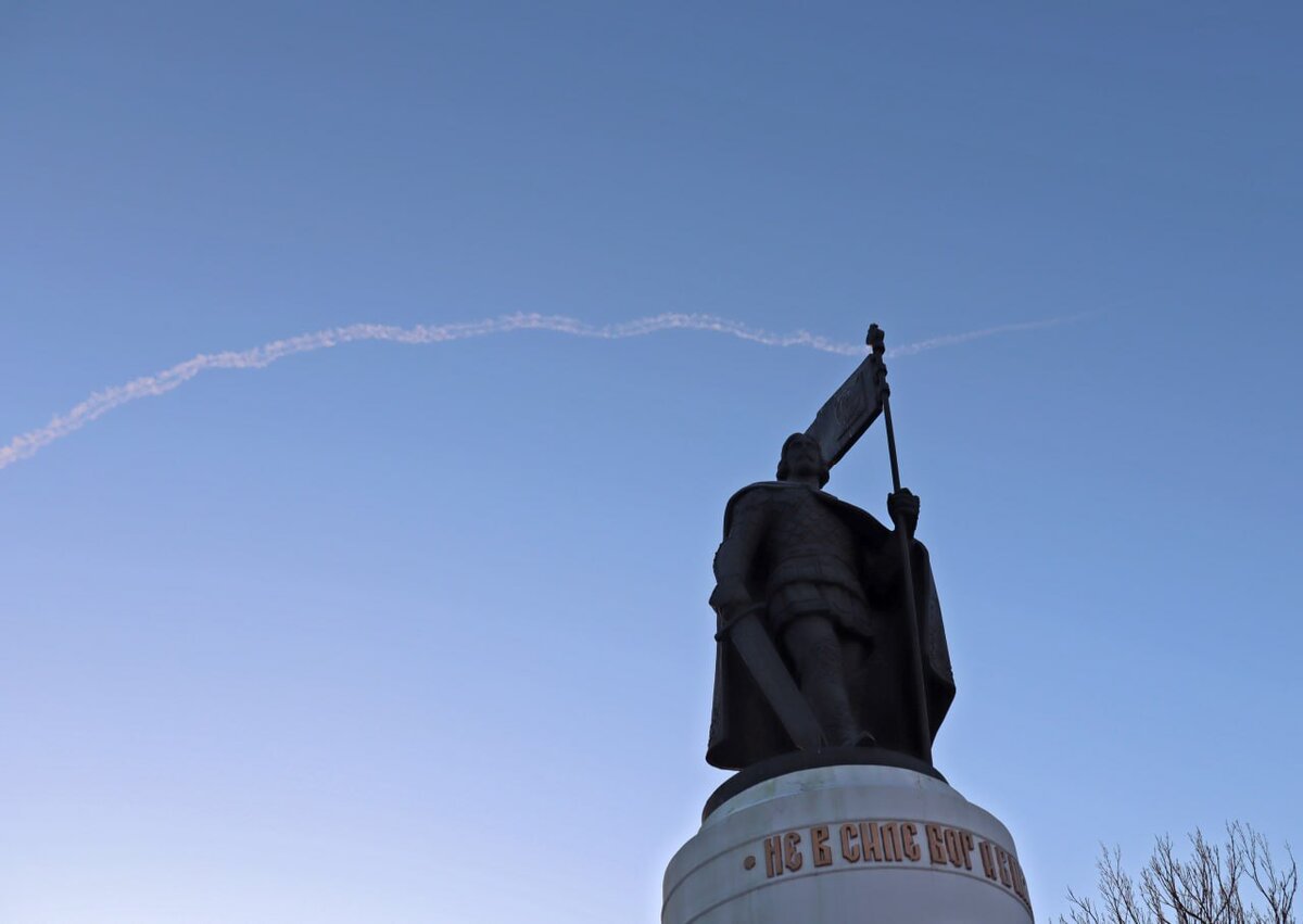    ДРГ, обстрелы, ракетная опасность: главные новости о ситуации в Курской области к этому часу