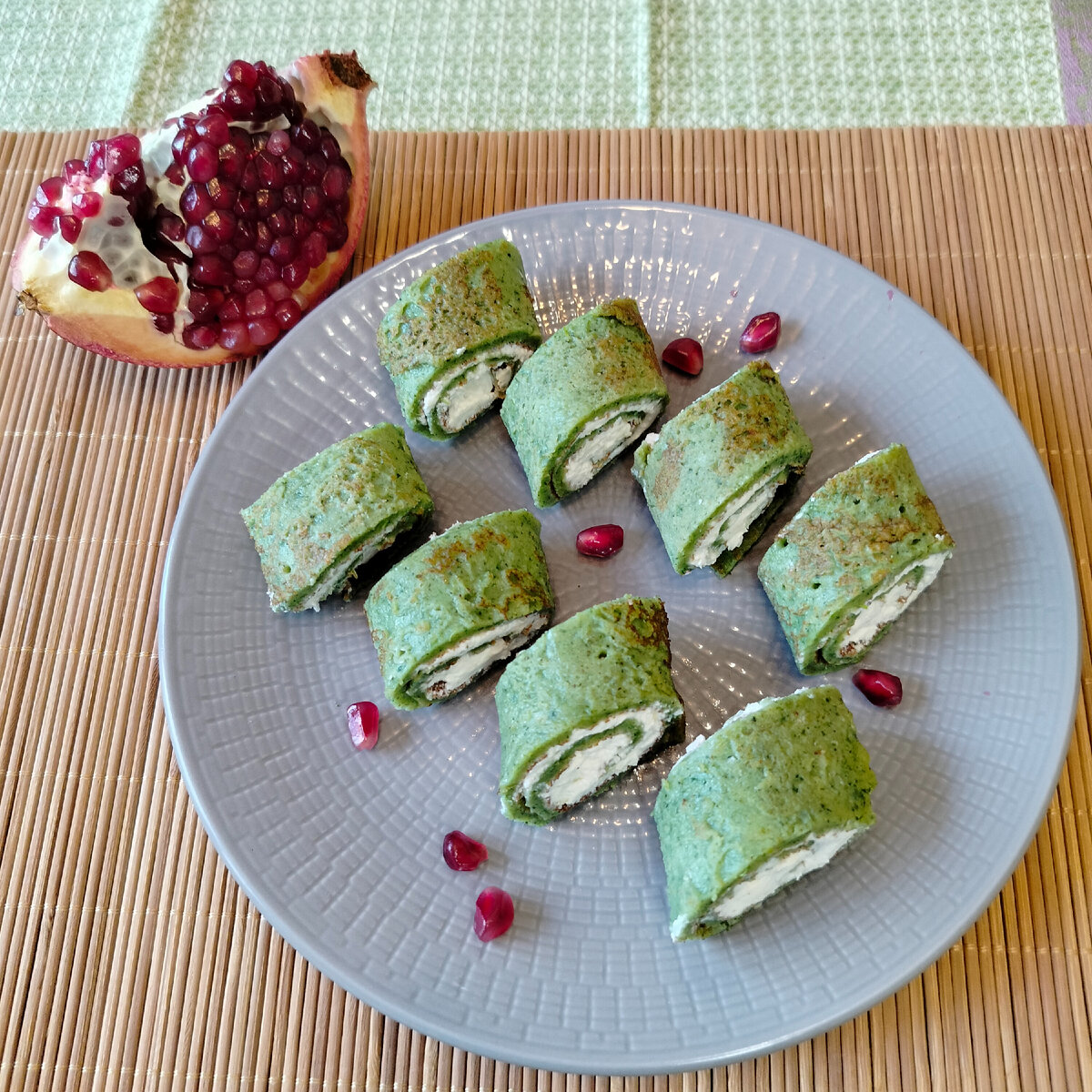 Закуска с творожным сыром и зеленью