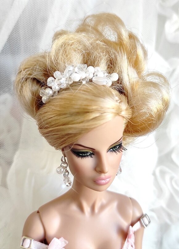 Фото со страницы Сообщества Людмилы Mila doll fashion - ателье для integrity toys . Так красиво!