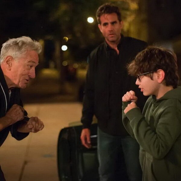     Бобби Каннавале отправляется в путешествие с сыном в трейлере «Эзры»