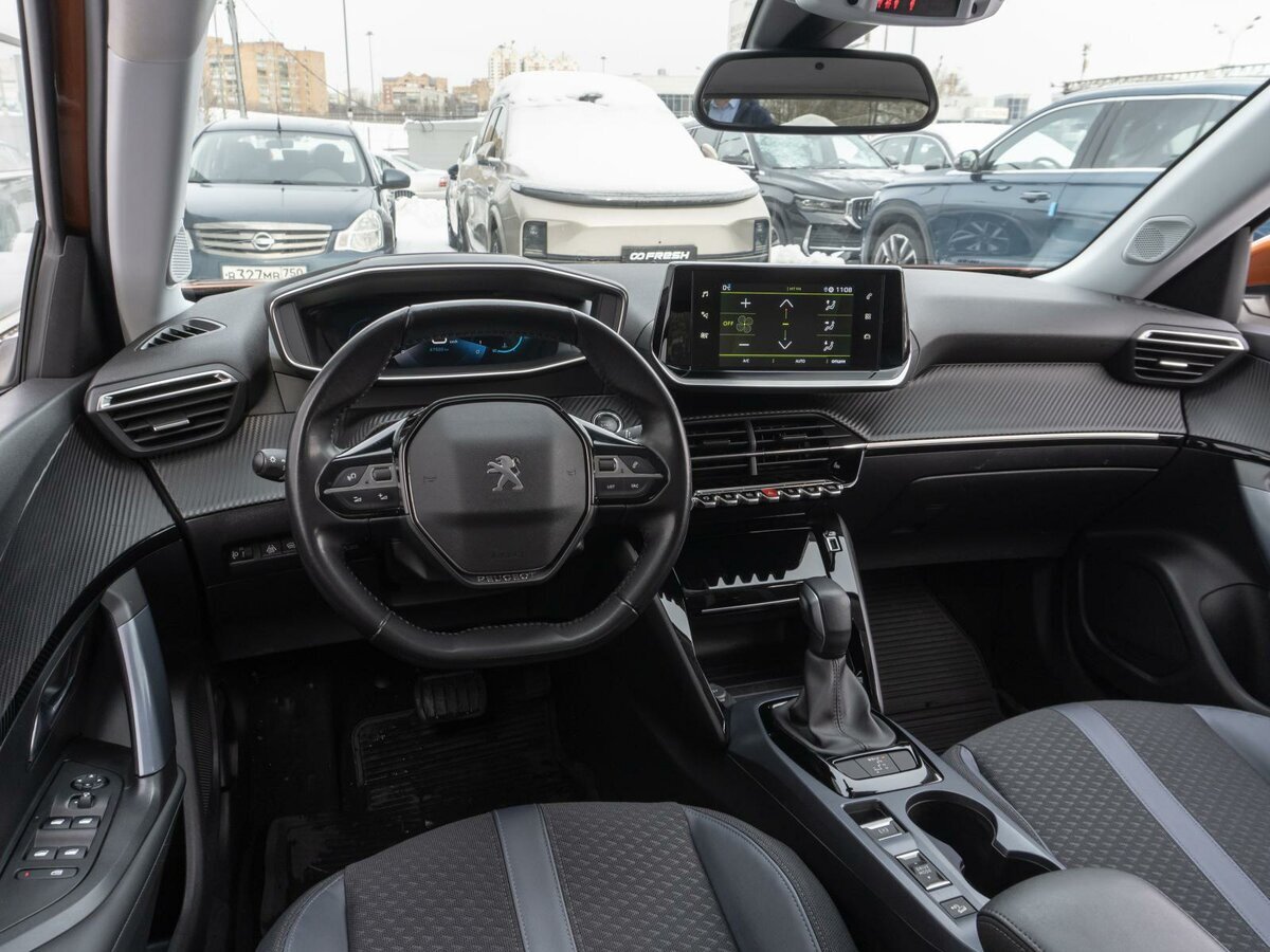 В России стартовали продажи двух новых кроссоверов Peugeot с заводской гарантией. Источник иллюстрации - auto.ru