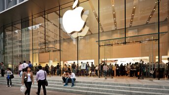 ИИ создаёт рекламу для Apple // Скоро и в вашем смартфоне