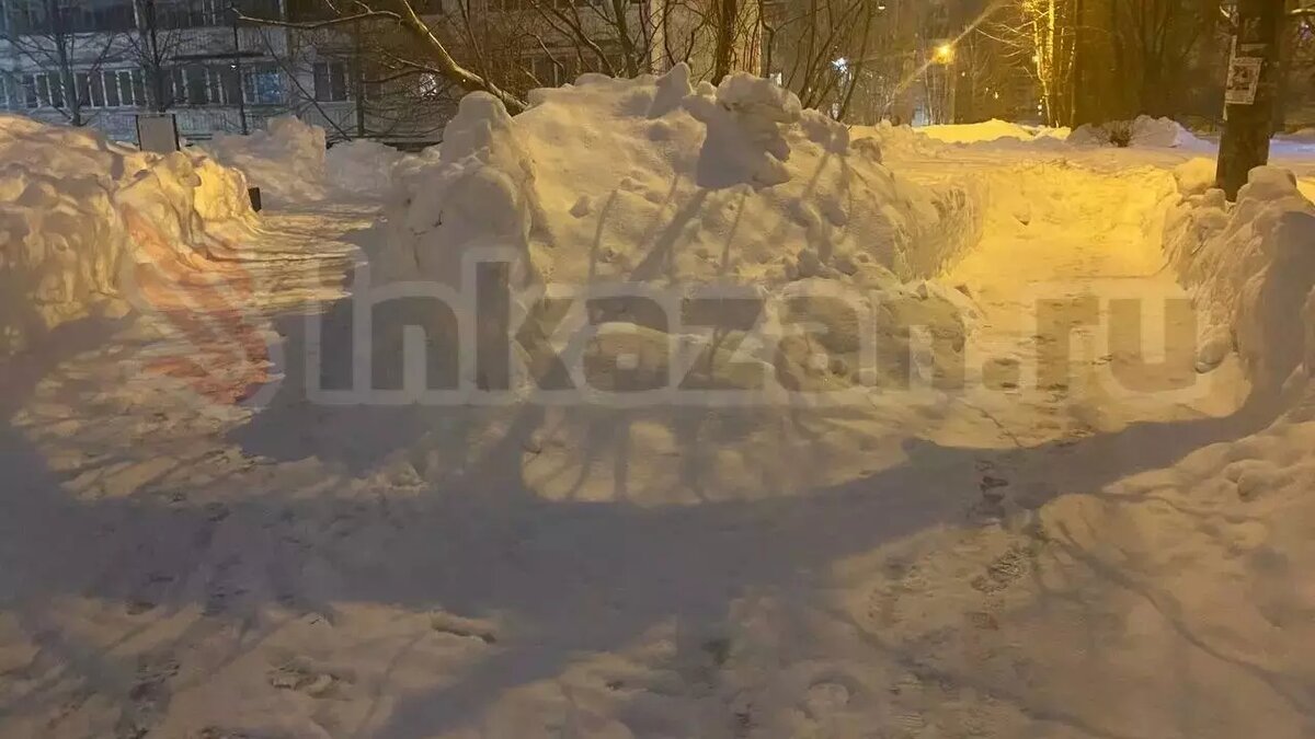 Уютный дом» объяснил причину частичной уборки двора | inkazan.ru | Дзен