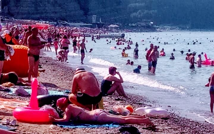 много народу, фото автора 