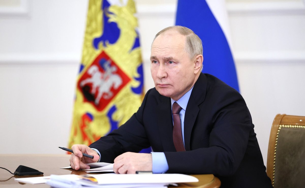    Путин указал на движение на Северском направлении в зоне спецоперации