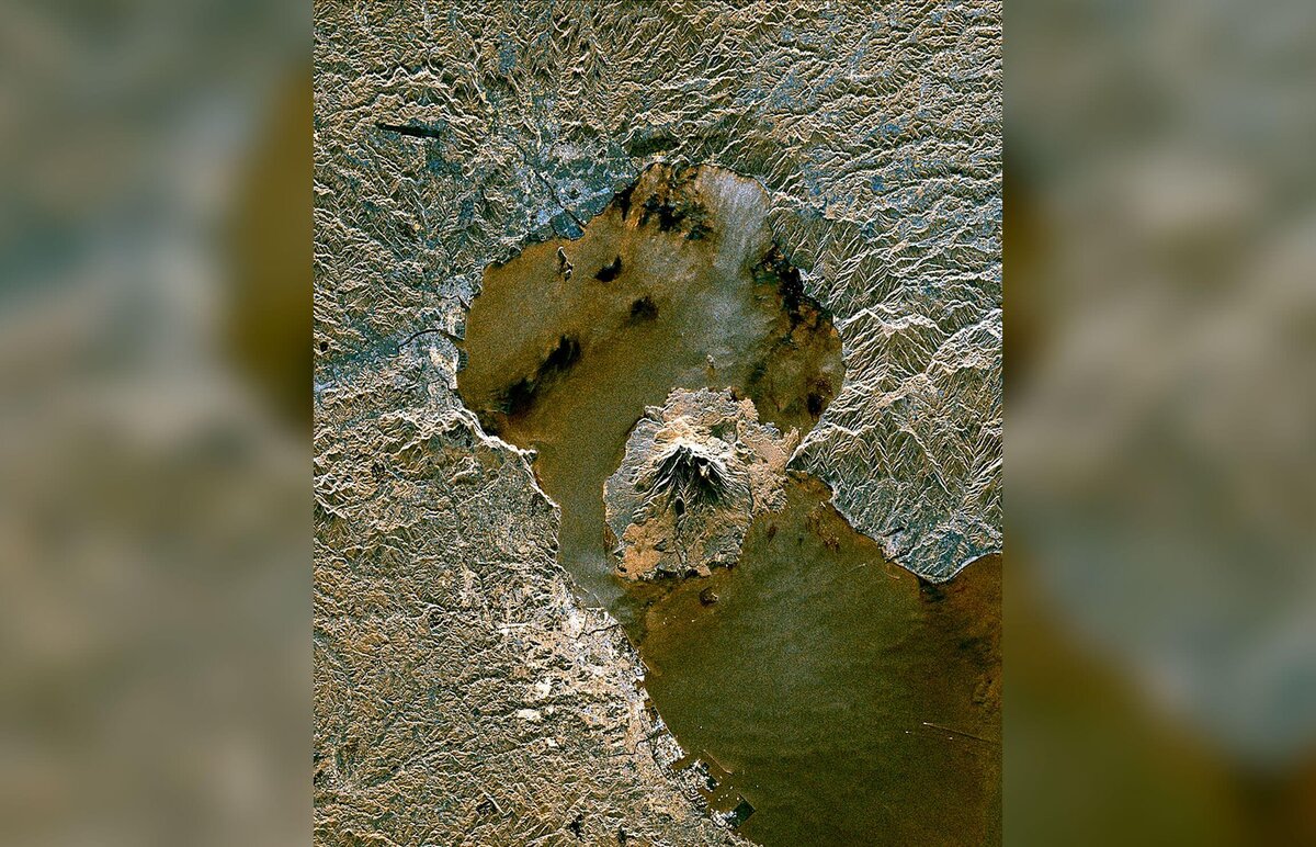 Что происходит под землей. Механизм образования землетрясений. Вечная мерзлота в сибири. Причины возникновения селевых потоков. Карстовая воронка г.