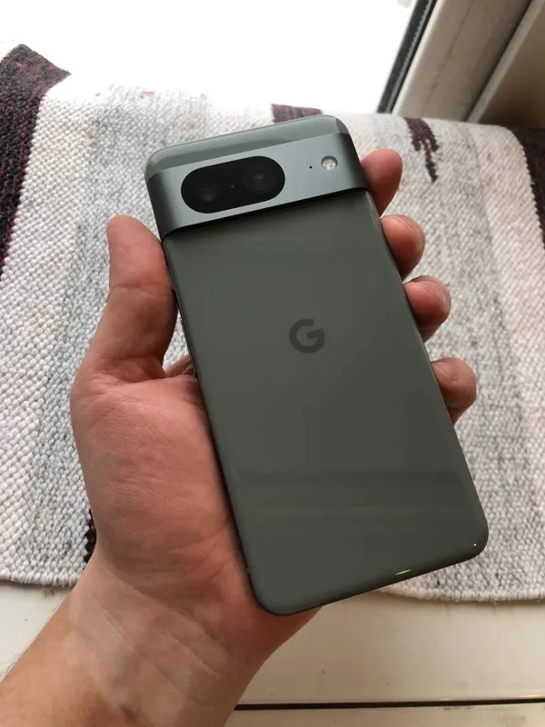 Pixel 8