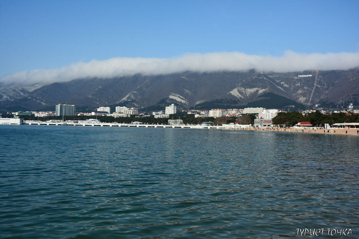 Вид на Геленджик с Толстого мыса