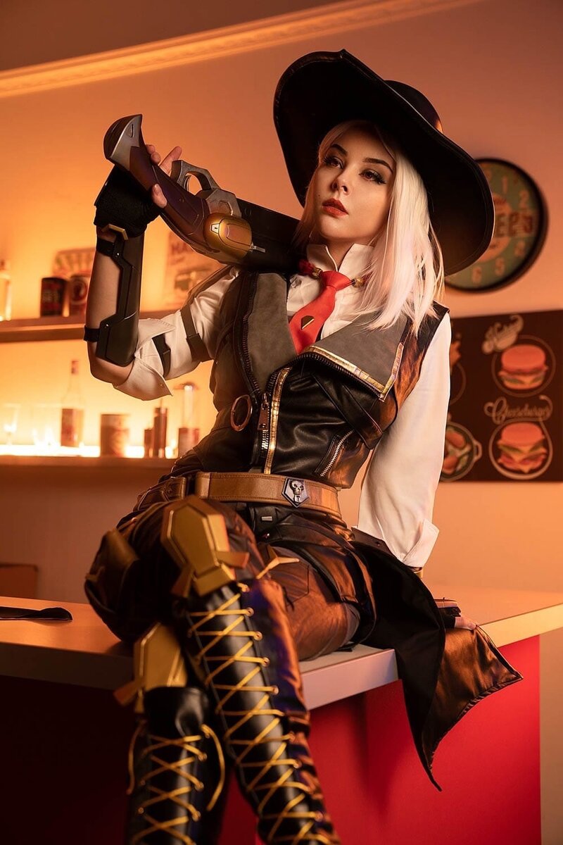 Эш из Overwatch от Helly Valentine