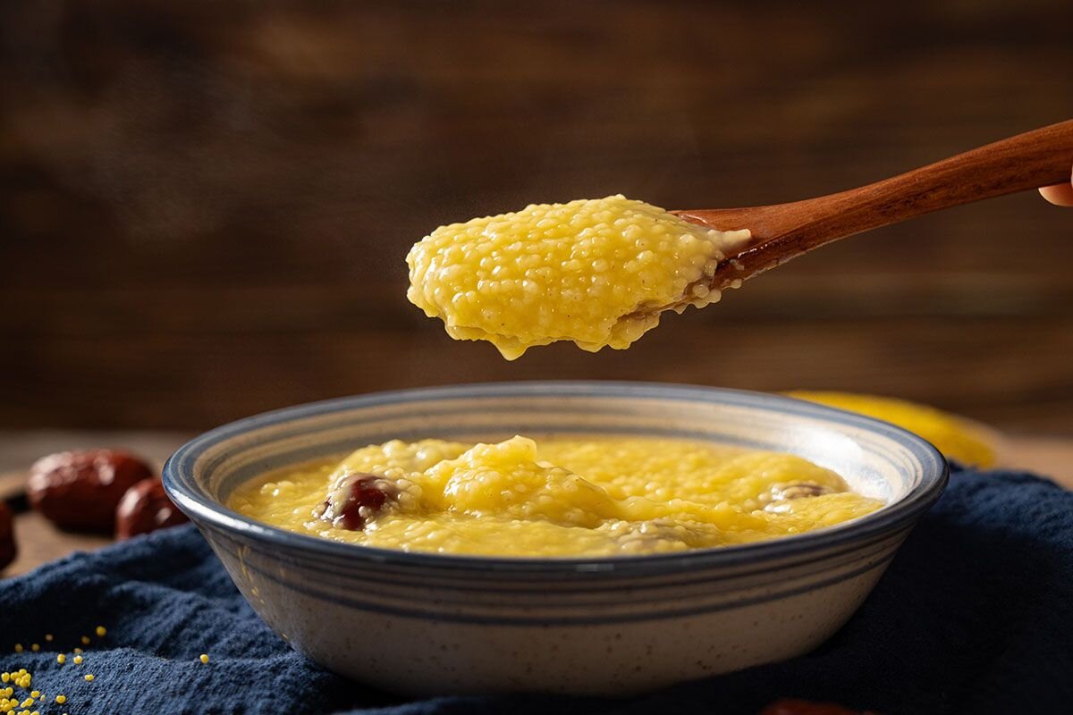 Правильная консистенция блюда — жидкая, нежная📷
