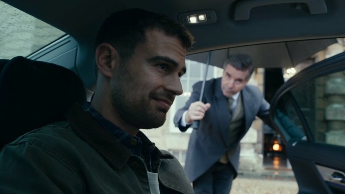 Тео Джеймс в роли Эдди Хорнимана